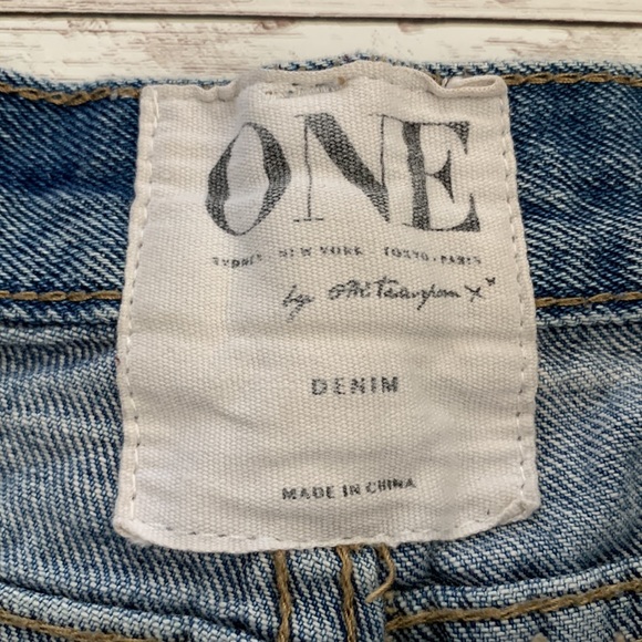 One Teaspoon Awesome Baggies Medium Wash Super Distressed Ripped Straight Jeans - Picture 8 of 14